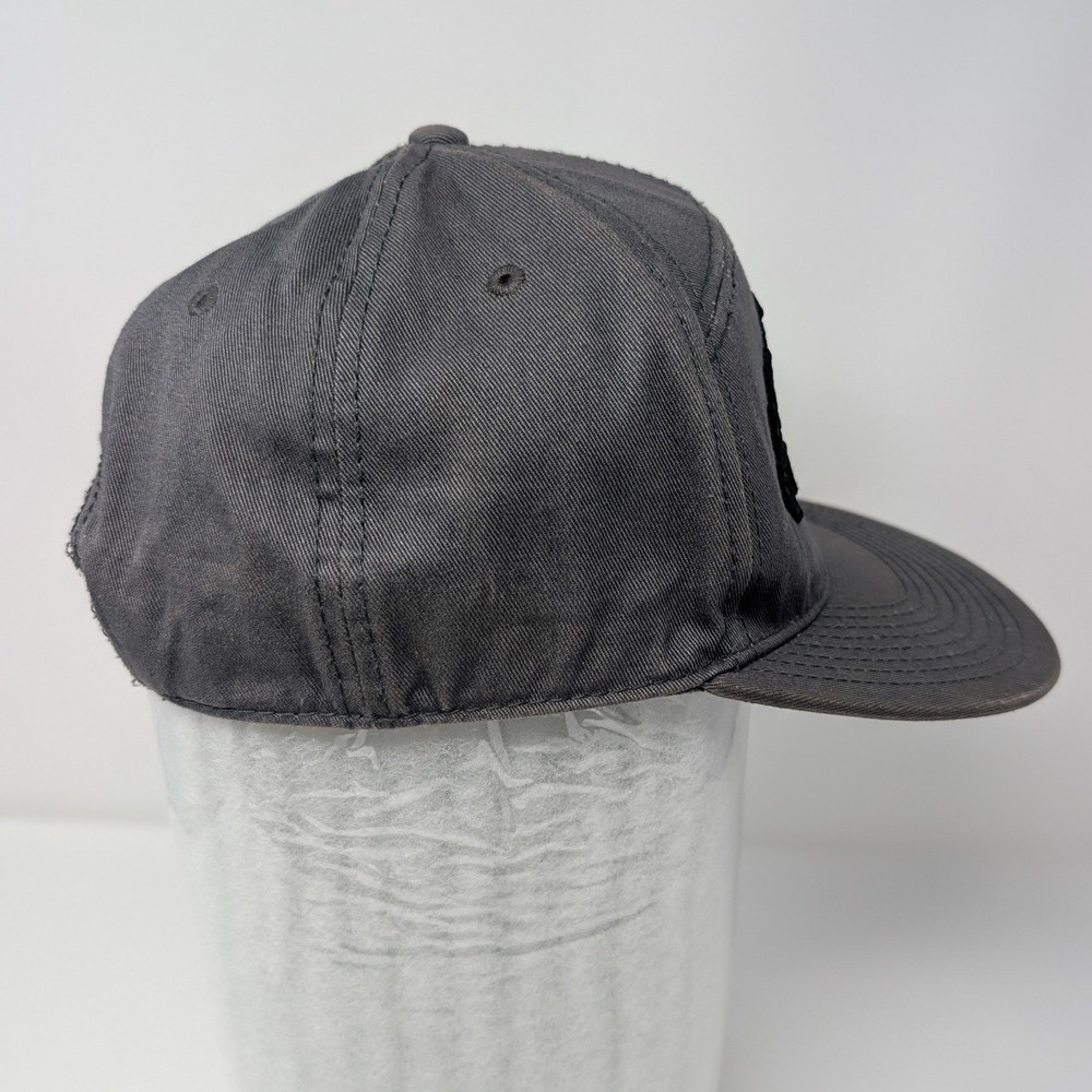 Ecko Unltd Gray Flat Brim Snapback Hat Y2K Vintage Rhino Logo 1972 - Picture 3 of 16